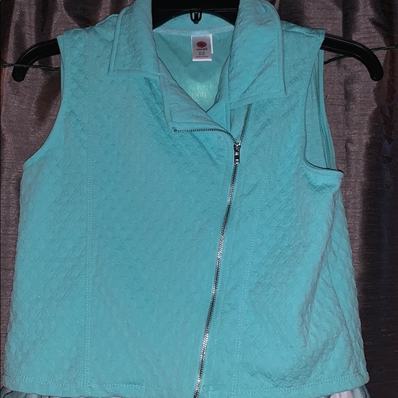 A dress - Picture 3 of 5